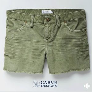 Carve designs Oahu corduroy shorts moss green NEW